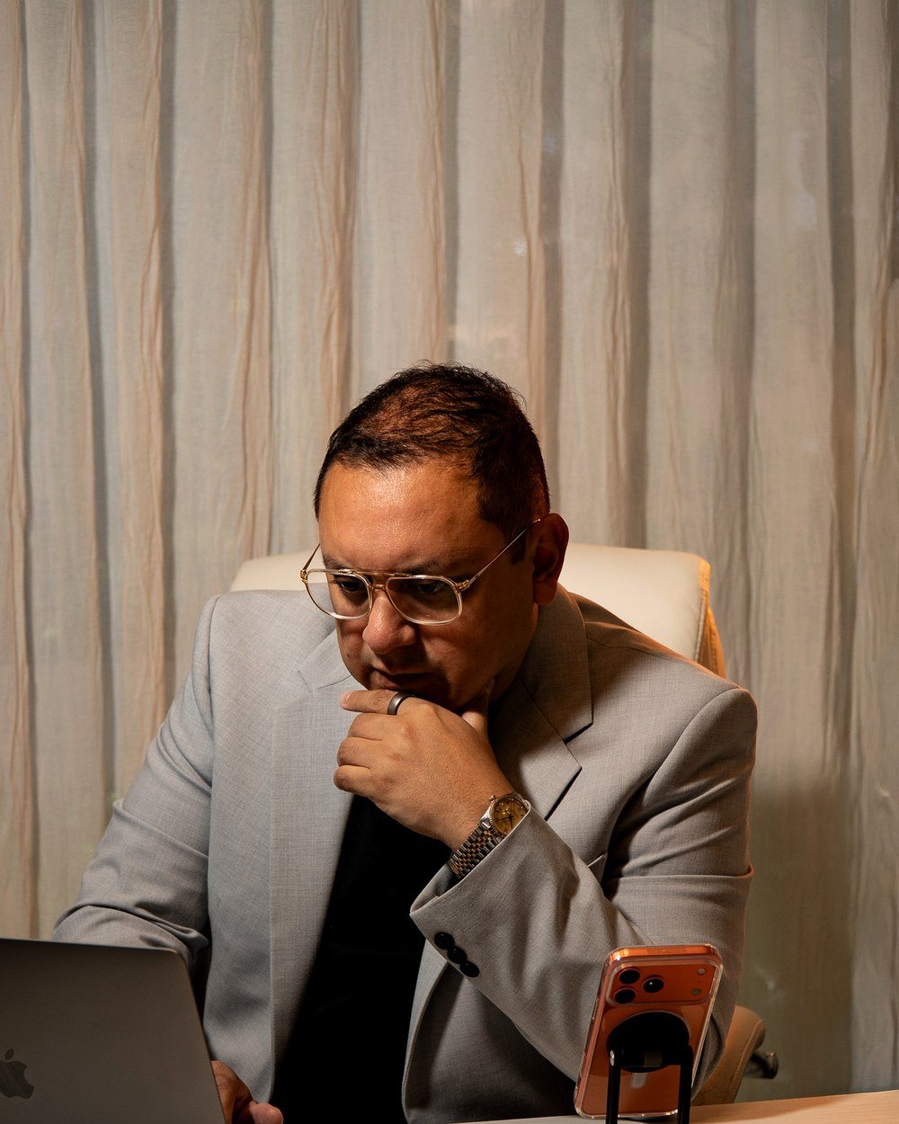Dr. Hugo Ayarde